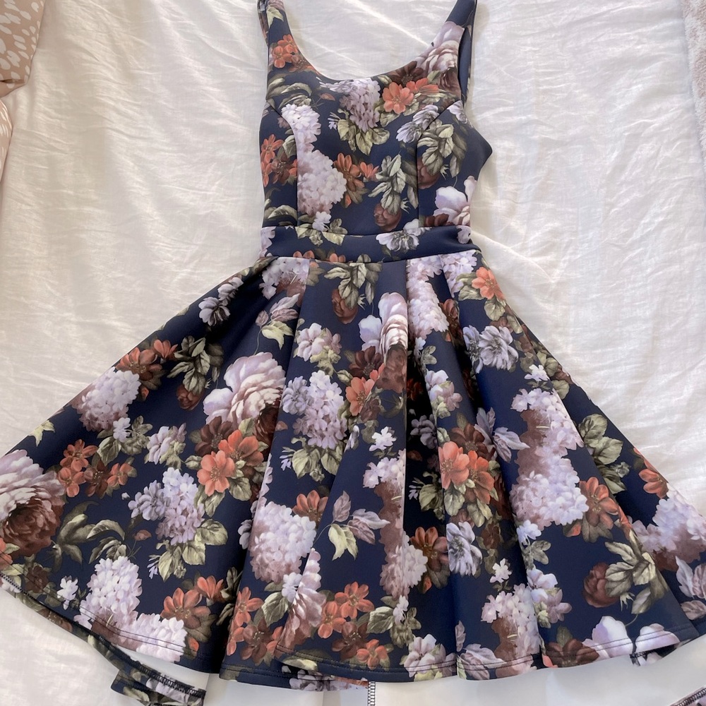 Date night/wedding guest dress size small